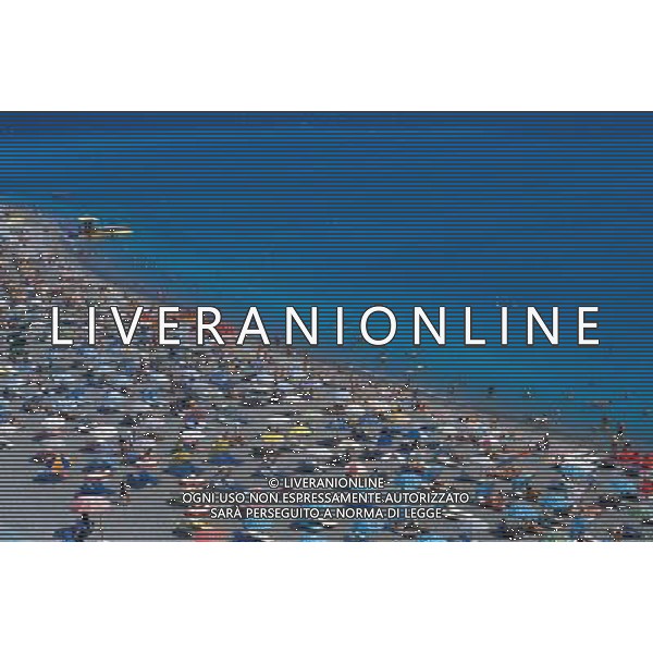 NELLA FOTO MARE GENTE RELAX IFC-AGENZIA ALDO LIVERANI