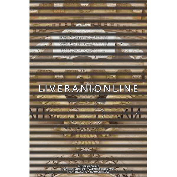 (130920) -- SYRACUSE, Sept. 20, 2013 () -- The photo taken on Sept. 5, 2013 shows the Cathedral, formerly the great Temple of Athena (5th century BC), in Ortigia, the old town of Syracuse in Sicily, Italy. Located in the southeast corner of the island of Sicily, Syracuse is a historic city in Italy. The 2,700-year-old city founded in 734 or 733 BC by Greek settlers from Corinth and Tenea played a key role in ancient times when it was one of the major powers of the Mediterranean world. Once described by Cicero, renowned Roman philosopher and orator, as \'the greatest Greek city and the most beautiful of them all\', the city was listed by UNESCO as a World Heritage Site along with the Necropolis of Pantalica in 2005. (/Zhou Lei) ©PHOTOSHOT/AGENZIA ALDO LIVERANI SAS - ITALY ONLY - EDITORIAL USE ONLY