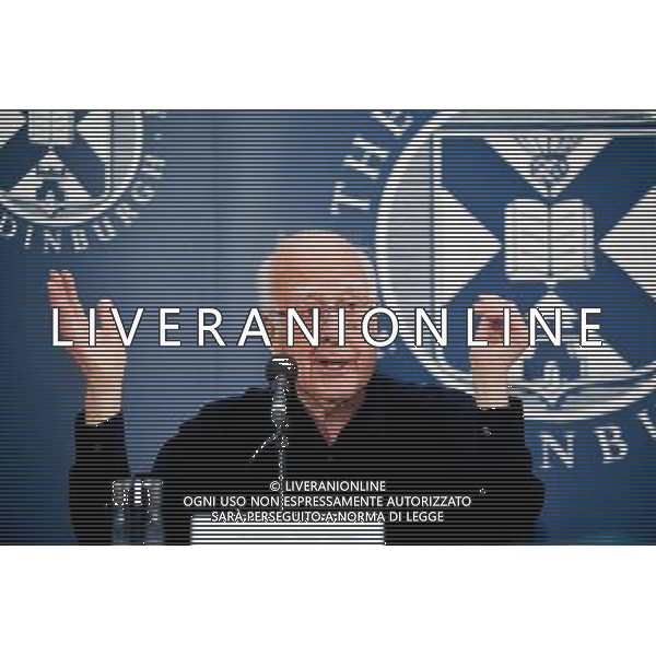 (120706) -- EDINBURGH, July 6, 2012 () -- Professor Peter Higgs speaks during a press conference at Edinburgh University, Britain, July 6, 2012. Professor Peter Higgs is in focus of spotlight after recent finding about Higgs boson, a particle named after him and often nicknamed God Particle. (/Yao Hui) ©Photoshot/Ag. Aldo Liverani s.a.s.-Only Italy-Editorial Use Only