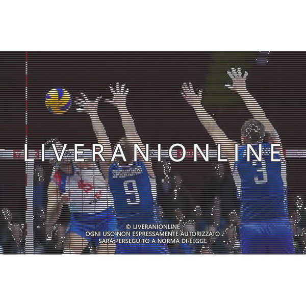 28.09.2013 - Kopenhaga , Dania , Parken Arena Copenhagen , siatkowka , Mistrzostwa Europy w pilke siatkowa , Rosja (niebieskie) - Serbia (biale) , 2013 CEV VELUX Volleyball European Championship , Russia - Serbia N/Z Sasa Starovic , Alexey Spiridonov , Nikolay Apalikov Fot. Marek Prucnal / MPAimages.com / EDYTOR.net / NEWSPIX.PL --- Newspix.pl AG ALDO LIVERANI SAS ONLY ITALY *** Local Caption *** www.newspix.pl mail us: info@newspix.pl call us: 0048 022 23 22 222 --- Polish Picture Agency by Ringier Axel Springer Poland