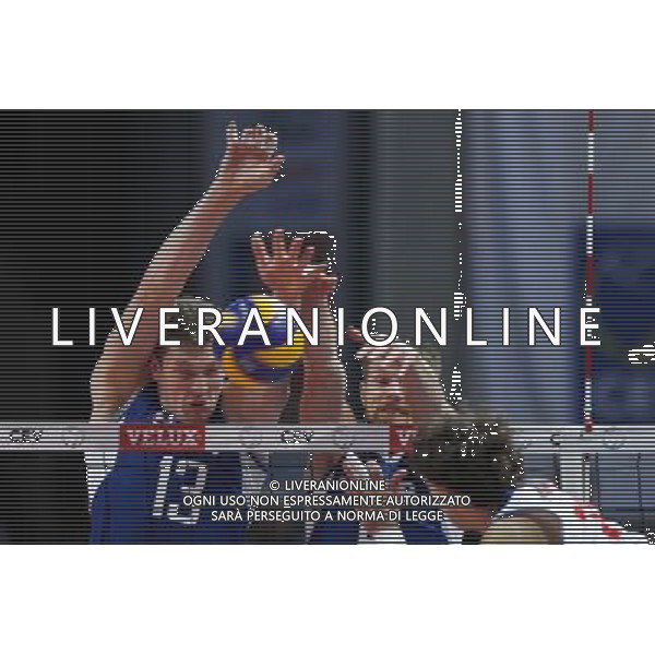 28.09.2013, Kopenhaga, siatkowka, volleyball, Mistrzostwa Europy, polfinal, European Championship, semifinal, Serbia - Rosja, Serbia - Russia, Dmitriy Muserskiy, Evgeny Sivozhelez (RUS), fot. Tomasz Jastrzebowski / Foto Olimpik / NEWSPIX.PL --- Newspix.pl *** Local Caption *** www.newspix.pl mail us: info@newspix.pl call us: 0048 022 23 22 222 --- Polish Picture Agency by Ringier Axel Springer Poland