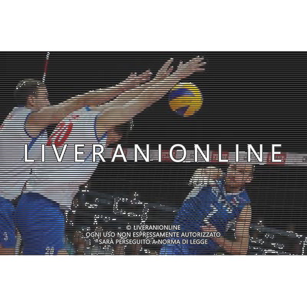 28.09.2013, Kopenhaga, siatkowka, volleyball, Mistrzostwa Europy, polfinal, European Championship, semifinal, Serbia - Rosja, Serbia - Russia, Marko Ivovic, Srecko Lisinac (SRB), Nikolay Pavlov (RUS), fot. Tomasz Jastrzebowski / Foto Olimpik / NEWSPIX.PL --- Newspix.pl *** Local Caption *** www.newspix.pl mail us: info@newspix.pl call us: 0048 022 23 22 222 --- Polish Picture Agency by Ringier Axel Springer Poland