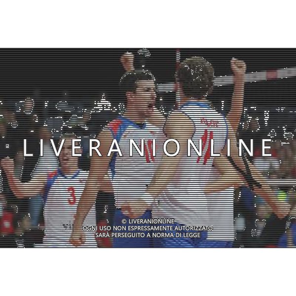 28.09.2013, Kopenhaga, siatkowka, volleyball, Mistrzostwa Europy, polfinal, European Championship, semifinal, Serbia - Rosja, Serbia - Russia, Milos Nikic, Aleksandar Atanasijevic (SRB), radosc, fot. Tomasz Jastrzebowski / Foto Olimpik / NEWSPIX.PL --- Newspix.pl *** Local Caption *** www.newspix.pl mail us: info@newspix.pl call us: 0048 022 23 22 222 --- Polish Picture Agency by Ringier Axel Springer Poland