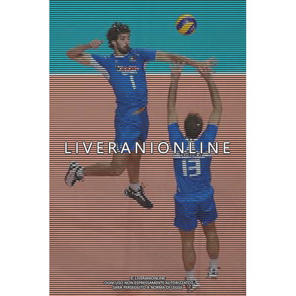28.09.2013, Kopenhaga, siatkowka, volleyball, Mistrzostwa Europy, polfinal, European Championship, semifinal, Wlochy - Bulgaria, Italy - Bulgaria, Dragan Travica, Thomas Beretta (ITA), fot. Tomasz Jastrzebowski / Foto Olimpik / NEWSPIX.PL --- Newspix.pl *** Local Caption *** www.newspix.pl mail us: info@newspix.pl call us: 0048 022 23 22 222 --- Polish Picture Agency by Ringier Axel Springer Poland