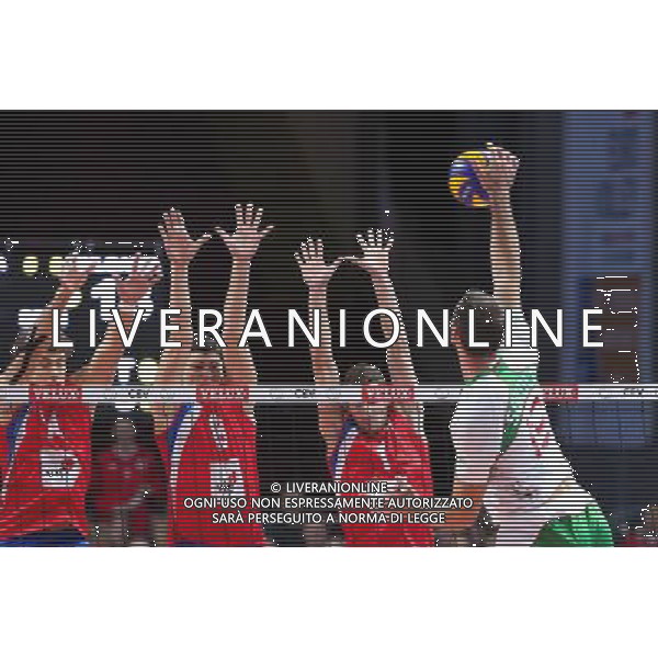 29.09.2013 - Kopenhaga , Dania , Parken Arena Copenhagen , siatkowka , Mistrzostwa Europy w pilke siatkowa , Serbia (czerwone) - Bulgaria (biale) , 2013 CEV VELUX Volleyball European Championship , Serbia - Bulgaria N/Z Aleksandar Atanasijevic , Marko Podrascanin , Nikola Kovacevic , Tsvetan Sokolov Fot. Marek Prucnal / MPAimages.com / EDYTOR.net / NEWSPIX.PL --- Newspix.pl /AGENZIA ALDO LIVERANI SAS - ITALY ONLY - Serbia - Bulgaria pallavolo, campionato europeo di Volley *** Local Caption *** www.newspix.pl mail us: info@newspix.pl call us: 0048 022 23 22 222 --- Polish Picture Agency by Ringier Axel Springer Poland