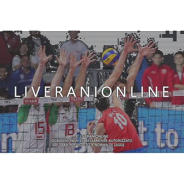 29.09.2013 - Kopenhaga , Dania , Parken Arena Copenhagen , siatkowka , Mistrzostwa Europy w pilke siatkowa , Serbia (czerwone) - Bulgaria (biale) , 2013 CEV VELUX Volleyball European Championship , Serbia - Bulgaria N/Z Todor Aleksiev , Nikolay Nikolov , Milos Nikic , Tsvetan Sokolov Fot. Marek Prucnal / MPAimages.com / EDYTOR.net / NEWSPIX.PL --- Newspix.pl /AGENZIA ALDO LIVERANI SAS - ITALY ONLY - Serbia - Bulgaria pallavolo, campionato europeo di Volley *** Local Caption *** www.newspix.pl mail us: info@newspix.pl call us: 0048 022 23 22 222 --- Polish Picture Agency by Ringier Axel Springer Poland