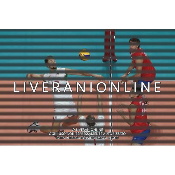 29.09.2013, Kopenhaga, siatkowka, volleyball, Mistrzostwa Europy, mecz o 3. miejsce, European Championship, bronze medal match, Serbia - Bulgaria, Georgi Bratoev, Nikolay Nikolov (BUL), fot. Tomasz Jastrzebowski / Foto Olimpik / NEWSPIX.PL --- Newspix.pl /AGENZIA ALDO LIVERANI SAS - ITALY ONLY - Serbia - Bulgaria pallavolo, campionato europeo di Volley *** Local Caption *** www.newspix.pl mail us: info@newspix.pl call us: 0048 022 23 22 222 --- Polish Picture Agency by Ringier Axel Springer Poland
