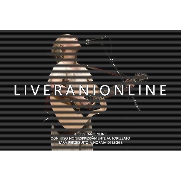 Singer songwriter Laura Marling performs live at The Lowry Theatre, Salford, England, 30th September 2013. ©PHOTOSHOT/AGENZIA ALDO LIVERANI SAS - ITALY ONLY - EDITORIAL USE ONLY