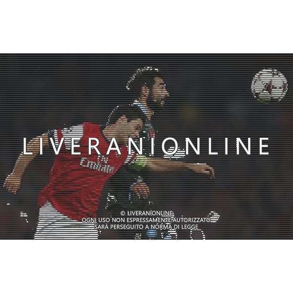 (131002) -- LONDON, Oct. 2, 2013 () -- Mikel Arteta(L) of Arsenal vies with Raul Albiol of Napoli during the UEFA Champions League Group F match between Arsenal and Napoli at Emirates Stadium in London, Britain, on Oct. 1, 2013. Arsenal won 2-0. (/Wang Lili) ©photoshot/AGENZIA ALDO LIVERANI SAS - ITALY ONLY - EDITORIAL USE ONLY