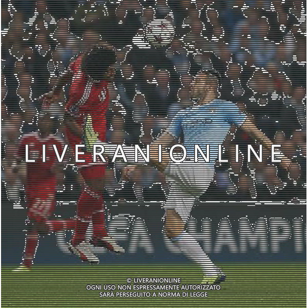 Manchester City\'s Alvaro Negredo vies for possession with Bayern Munich\'s Dante Photo by Rich Linley/CameraSport Football - UEFA Champions League Group D - Manchester City v Bayern Munich - Wednesday 2nd October 2013 - Etihad Stadium - Manchester © CameraSport - 43 Linden Ave. Countesthorpe. Leicester. England. LE8 5PG - Tel: +44 (0) 116 277 4147 - admin@camerasport.com - www.camerasport.com AG ALDO LIVERANI SAS ONLY ITALY