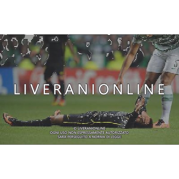 NEYMAR \' VIRGIL VAN DIJK GLASGOW CELTIC V BARCELONA CELTIC V BARCELONA, CHAMPIONS LEAGUE GROUP H CELTIC PARK, GLASGOW, SCOTLAND 01 October 2013 GAS74315 CELTIC PARK, CHAMPIONS LEAGUE GROUP H WARNING! This Photograph May Only Be Used For Newspaper And/Or Magazine Editorial Purposes. May Not Be Used For Publications Involving 1 player, 1 Club Or 1 Competition Without Written Authorisation From Football DataCo Ltd. For Any Queries, Please Contact Football DataCo Ltd on +44 (0) 207 864 9121