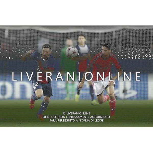 Ezequiel LAVEZZI / Andre ALMEIDA - 02.10.2013 - Paris Saint Germain / Benfica - Ligue des Champions Photo: Amandine Noel / Icon Sport AG ALDO LIVERANI SAS ONLY ITALY