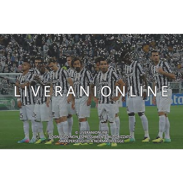 UEFA Champions League 2013/2014 Gruppo B Torino - 02.10.2013 Juventus-Galatasaray Nella Foto:I giocatori della Juventus aspettano Buffon per la foto di squadra /Ph.Vitez-Ag. Aldo Liverani