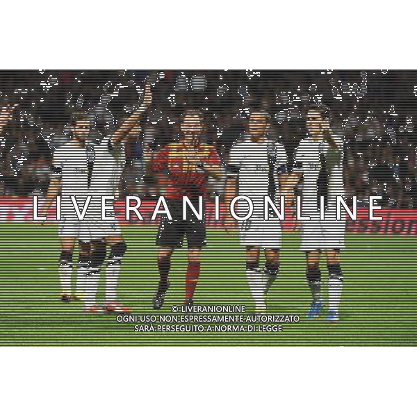 Florian MEYER - 03.10.2013 - Lyon / Vitoria Guimaraes - Europa League Photo : Jean Paul Thomas / Icon Sport AG ALDO LIVERANI SAS ONLY ITALY