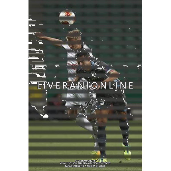 03.10.2013 WARSZAWA, LAZIENKOWSKA3 PEPSI ARENA PILKA NOZNA, LIGA EUROPY UEFA (UEFAEUROPEAN LEAGUE) MECZ LEGIA WARSZAWA - APOLLON LIMASSOL (GAME LEGIA WARSAW - APOLLON LIMASSOL) NZ JAKUB RZEZNICZAK (L) ROBERTO (P) FOTO MATEUSZ TRZUSKOWSKI/CYFRASPORT/NEWSPIX.PL --- Newspix.pl AG ALDO LIVERANI SAS ONLY ITALY *** Local Caption *** www.newspix.pl mail us: info@newspix.pl call us: 0048 022 23 22 222 --- Polish Picture Agency by Ringier Axel Springer Poland