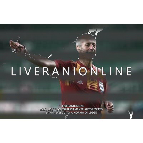 WARSZAWA 03.10.2013 MECZ 2. KOLEJKA LIGA EUROPY GRUPA J SEZON 2013/14: LEGIA WARSZAWA - APOLLON LIMASSOL --- UEFA EUROPA LEAGUE GROUP J MATCH: LEGIA WARSAW - APOLLON FC MARTIN ATKINSON FOT. PIOTR KUCZA/NEWSPIX.PL --- Newspix.pl AG ALDO LIVERANI SAS ONLY ITALY *** Local Caption *** www.newspix.pl mail us: info@newspix.pl call us: 0048 022 23 22 222 --- Polish Picture Agency by Ringier Axel Springer Poland