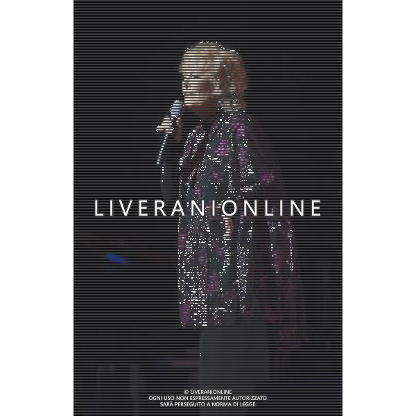 Petula Clark performing at Birmingham Town Hall, England on 7th October 2013. ©photoshot/AGENZIA ALDO LIVERANI SAS - ITALY ONLY - EDITORIAL USE ONLY