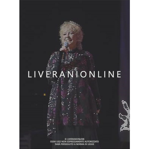 Petula Clark performing at Birmingham Town Hall, England on 7th October 2013. ©photoshot/AGENZIA ALDO LIVERANI SAS - ITALY ONLY - EDITORIAL USE ONLY