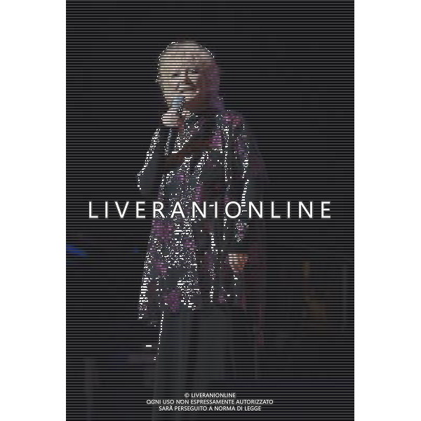 Petula Clark performing at Birmingham Town Hall, England on 7th October 2013. ©photoshot/AGENZIA ALDO LIVERANI SAS - ITALY ONLY - EDITORIAL USE ONLY