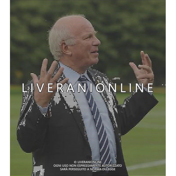 FA Chairman Greg Dyke attends the first ever football match at Buckingham Palace between Civil Service FC and Polytechnic FC as part of The FA\'s 150th anniversary and an awards ceremony celebrating football\'s grassroots heroes at Buckingham Palace on October 7, 2013 in London, England. ©PHOTOSHOT/AGENZIA ALDO LIVERANI SAS - ITALY ONLY - EDITORIAL USE ONLY - REALI INGLESI: Partita di calcio amichevole a Buchingham Palace. Il principe William presidente onorario della Football Association e ha festeggiato i 150 anni con tanti ospiti illustri ed ex calciatori.