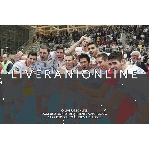 TRENTO 09-10-13 SUPERCOPPA LEGA PALLAVOLO SERIE A DIATEC TRENTINO vs CUCINE LUBE BANCA MARCHE MACERATA NELLA FOTO:FESTEGGIAMENTI A FINE PARTITA FOTO PAOLA GARBUIO/AG.ALDO LIVERANI