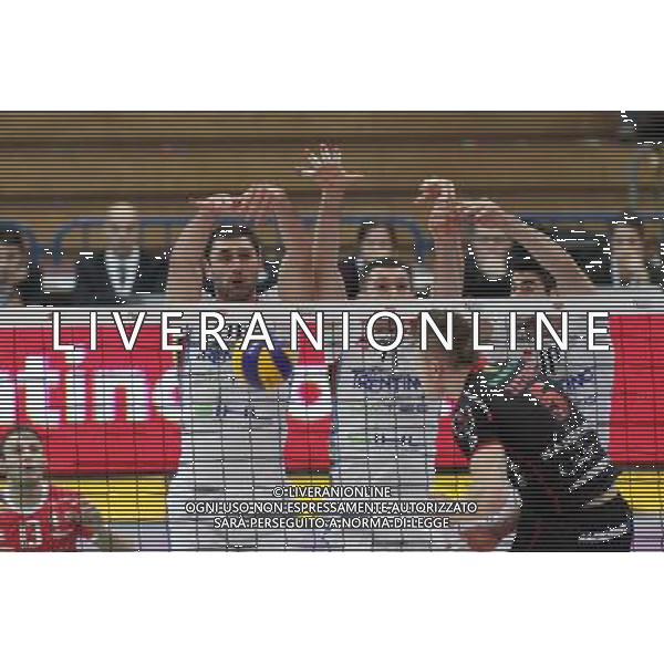 TRENTO 09-10-13 SUPERCOPPA LEGA PALLAVOLO SERIE A DIATEC TRENTINO vs CUCINE LUBE BANCA MARCHE MACERATA NELLA FOTO:MURO VINCENTE DI MATTEO BURGSTHALER,TSVETAN SOKOLOV E FILIPPO LANZA FOTO PAOLA GARBUIO/AG.ALDO LIVERANI