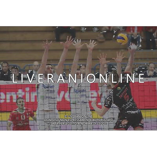 TRENTO 09-10-13 SUPERCOPPA LEGA PALLAVOLO SERIE A DIATEC TRENTINO vs CUCINE LUBE BANCA MARCHE MACERATA NELLA FOTO:MURO DI MATTEO BURGSTHALER,TSVETAN SOKOLOV E FILIPPO LANZA FOTO PAOLA GARBUIO/AG.ALDO LIVERANI