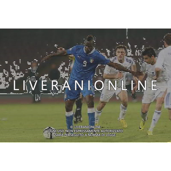 GARA DI QUALIFICAZIONE ALLA COPPA DEL MONDO FIFA 2014 NAPOLI 15 OTTOBRE 2013 STADIO SAN PAOLO ITALIA, ARMENIA NELLA FOTO: BALOTELLI FOTO MOSCA- AG. LIVERANI /AGENZIA ALDO LIVERANI SAS