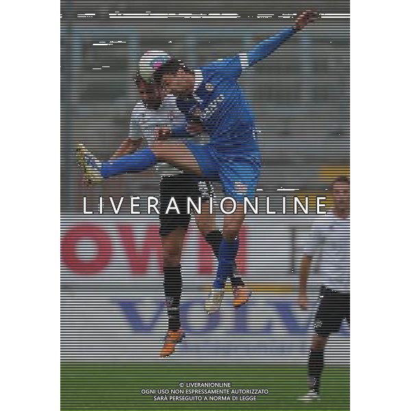 Campionato di Calcio Lega Pro Prima Divisione Girone A 2013/2014 7 Giornata Como - 20.10.2013 Como-Pro Vercelli Nella Foto:perna-scavone /Ph.Vitez-Ag. Aldo Liverani