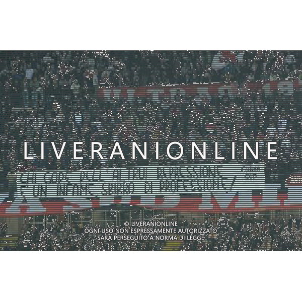 UEFA Champions League - Fase a gironi 3å¡ giornata gruppo H Milano 22-10-2013 Stadio Giuseppe Meazza San Siro Milan - Barcellona nella foto striscione in curva sud foto Roberto Garavaglia - ag. Aldo Liverani