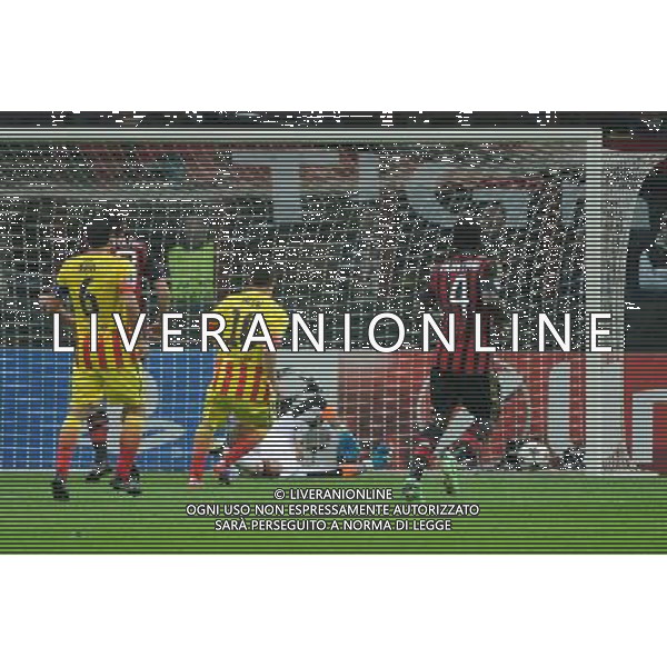 UEFA Champions League - Fase a gironi 3å¡ giornata gruppo H Milano 22-10-2013 Stadio Giuseppe Meazza San Siro Milan - Barcellona nella foto Messi segna 1 a 1 foto Roberto Garavaglia - ag. Aldo Liverani