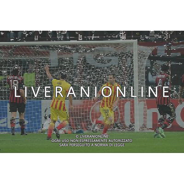 UEFA Champions League - Fase a gironi 3å¡ giornata gruppo H Milano 22-10-2013 Stadio Giuseppe Meazza San Siro Milan - Barcellona nella foto Messi segna 1 a 1 foto Roberto Garavaglia - ag. Aldo Liverani