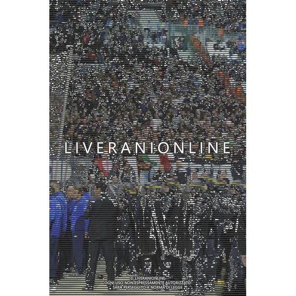 Securite - Supporters de Naples - 22.10.2013 - Marseille / Naples - Champions League Photo: Amandine Noel / Icon Sport /AGENZIA ALDO LIVERANI SAS - ITALY ONLY - Marsiglia - Napoli Champions League