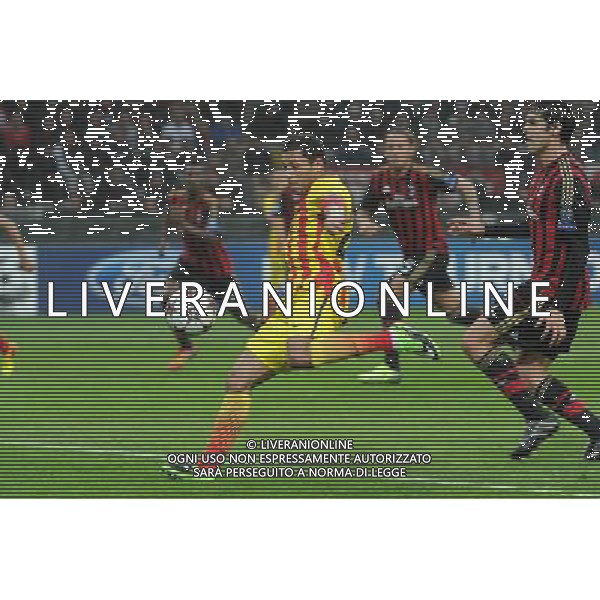 UEFA Champions League - Fase a gironi 3¡ giornata gruppo H Milano 22-10-2013 Stadio Giuseppe Meazza San Siro Milan - Barcellona nella foto Adriano (Barcellona) foto Roberto Garavaglia - ag. Aldo Liverani