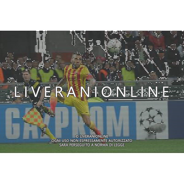 UEFA Champions League - Fase a gironi 3¡ giornata gruppo H Milano 22-10-2013 Stadio Giuseppe Meazza San Siro Milan - Barcellona nella foto Daniel Alves (Barcellona) foto Roberto Garavaglia - ag. Aldo Liverani