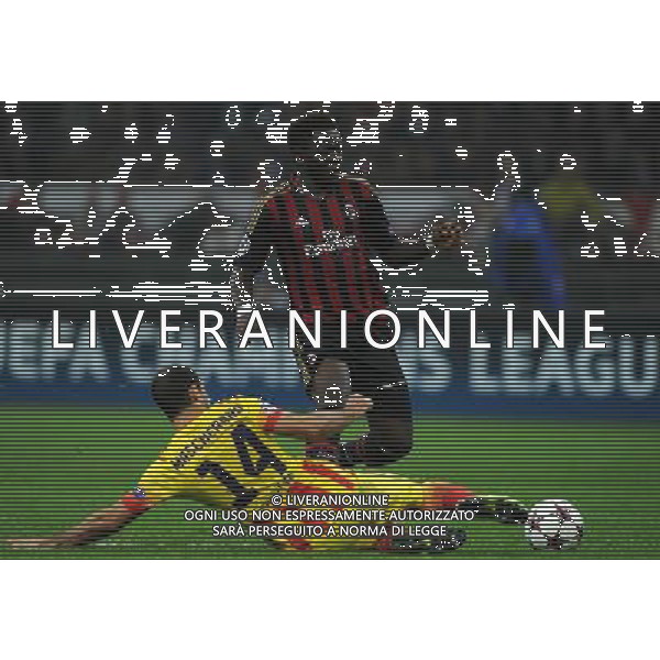 UEFA Champions League 2013/2014 Gruppo H Milano - 22.10.2013 Milan-Barcellona Nella Foto:Muntari Sulley-Mascherano Javier /Ph.Vitez-Ag. Aldo Liverani