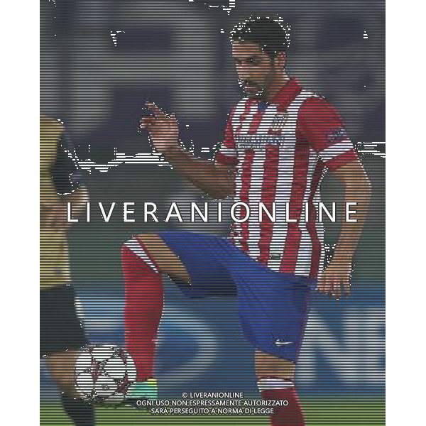 22.10.2013, Ernst Happel Stadion, AUT, UEFA Champions League, FK Austria Wien vs Atletico Madrid, Gruppe G, im Bild Raul Garcia Escudero, (Atletico Madrid, #8) // during the UEFA Champions League group G match between FK Austria Vienna and Club Atletico de Madrid at the Ernst Happel Stadion in Vienna, Austria on 2013/10/22. Â©photoshot/AGENZIA ALDO LIVERANI SAS - ITALY ONLY - FK Austria Vienna vs Atletico Madrid UEFA Champions gruppo G a Ernst Happel Stadion di Vienna, in Austria 22 ottobre 2013 