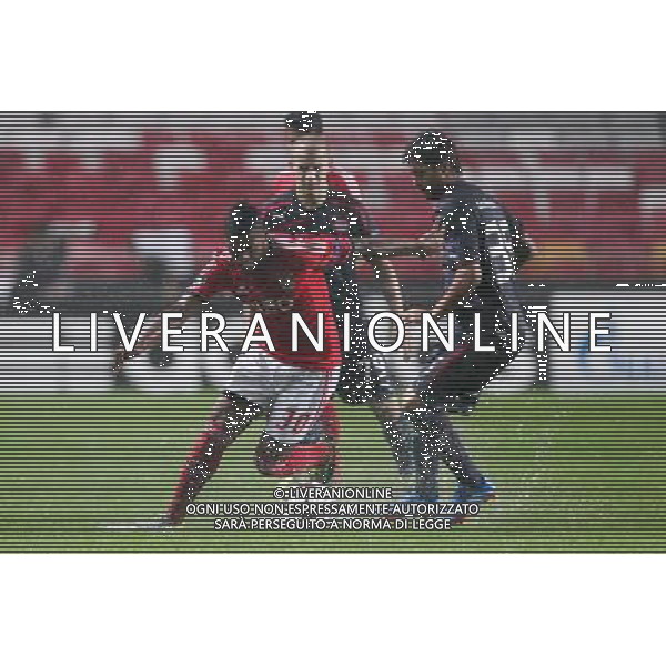 Ivan Cavaleiro / Alejandro Dominguez - 23.10.2013 - Benfica / Olympiakos - Champions League Photo : Carlos Rodrigues / Icon Sport AG ALDO LIVERANI SAS ONLY ITALY