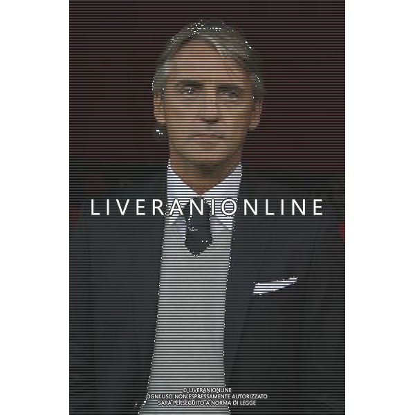 UEFA Champions League group B match between Galatasaray and FC Copenhagen at Turk Telekom Arena Stadium on October 23, 2013 in Istanbul, Turkey Pictured: Coach Roberto Mancini of Galatasaray. LIGA MISTRZOW SEZON 2013/2014 PILKA NOZNA GALATASARAY ISTAMBUL vs FC KOPENHAGA FOT.SESKIM PHOTO/NEWSPIX.PL TURKEY, GERMANY, AUSTRIA AND UK OUT !!! --- Newspix.pl ©PHOTOSHOT/AGENZIA ALDO LIVERANI SAS - ITALY ONLY - EDITORIAL USE ONLY *** Local Caption *** www.newspix.pl mail us: info@newspix.pl call us: 0048 022 23 22 222 --- Polish Picture Agency by Ringier Axel Springer Poland