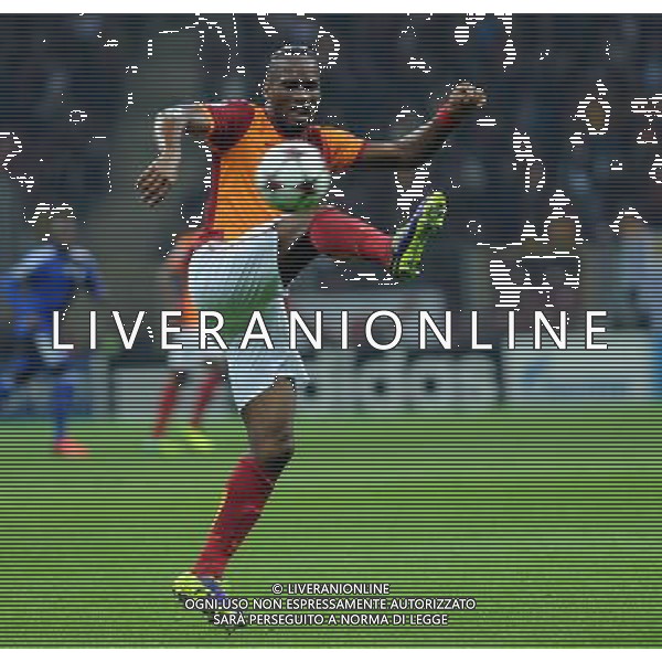 UEFA Champions League group B match between Galatasaray and FC Copenhagen at Turk Telekom Arena Stadium on October 23, 2013 in Istanbul, Turkey Pictured: Didier Drogba of Galatasaray. LIGA MISTRZOW SEZON 2013/2014 PILKA NOZNA GALATASARAY ISTAMBUL vs FC KOPENHAGA FOT.SESKIM PHOTO/NEWSPIX.PL TURKEY, GERMANY, AUSTRIA AND UK OUT !!! --- Newspix.pl ©PHOTOSHOT/AGENZIA ALDO LIVERANI SAS - ITALY ONLY - EDITORIAL USE ONLY *** Local Caption *** www.newspix.pl mail us: info@newspix.pl call us: 0048 022 23 22 222 --- Polish Picture Agency by Ringier Axel Springer Poland