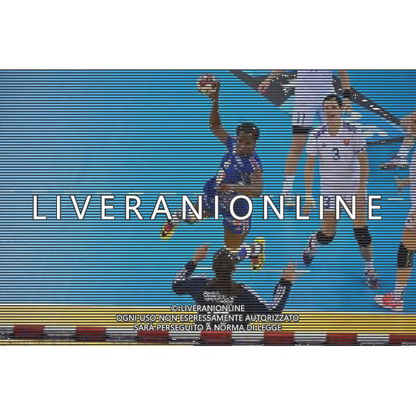 Astride N\'GOUAN / Lucia GUBIKOVA - 24.10.2013 - France / Slovaquie - Eliminatoires Euro 2014 Photo : Dave Winter / Icon Sport AG ALDO LIVERANI SAS ONLY ITALY *** Local Caption ***