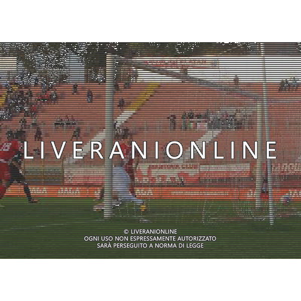 MANTOVA 27 OTTOBRE 2013 / CAMPIONATO LEGAPRO II DIVISIONE 2013-2014 / MANTOVA VS RIMINI / NELLA FOTO: ZANETTI REALIZZA IL GOL DEL 3-2 / FOTO FRANCESCA SOLI - AGENZIA ALDO LIVERANI SAS