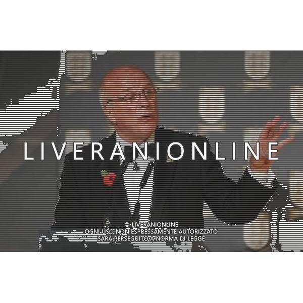 Greg Dyke, FA Chairman talks on stage during the FA150 Gala Dinner commemorating the Football Association\'s 150th year at the Grand Connaught Rooms on October 26, 2013 in London, England. ©photoshot/AGENZIA ALDO LIVERANI SAS - ITALY ONLY - Cena di gala per celebrare il 150mo Anniversario della Federcalcio al Grand Connaught Rooms di Londra