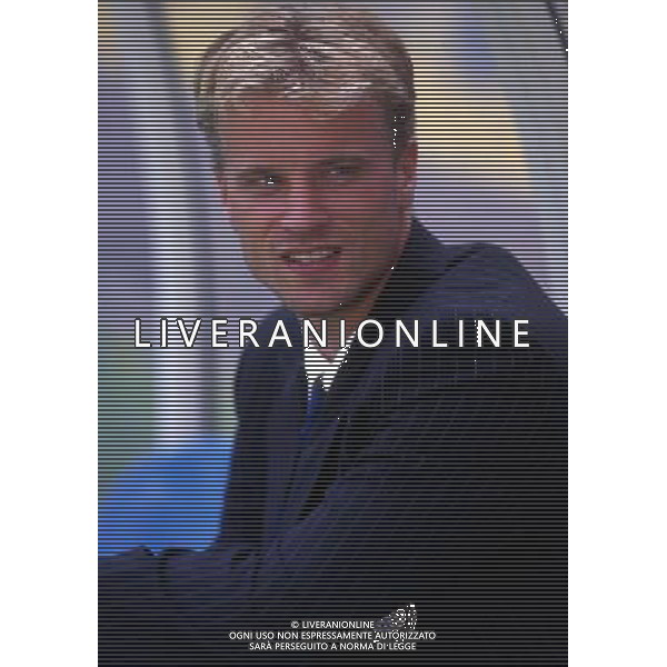 ARCHIVIO LIVERANI NELLAFOTO DENNIS BERGKAMP CON LA MAGLIA INTER AG ALDO LIVERANI SAS