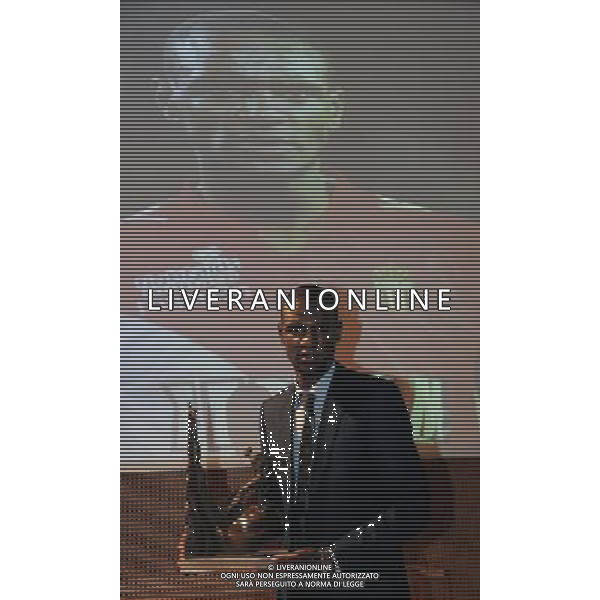 XIII Premio Giacinto Facchetti Gazzetta dello Sport \'Il Bello del Calcio\' Milano - 04.11.2013 Nella Foto:Abidal con il premio /Ph.Vitez-Ag. Aldo Liverani