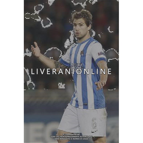 05.11.2013, Anoeta Stadion, San Sebastian, ESP, UEFA CL, Real Sociedad vs Manchester United, Gruppe A, im Bild Real Sociedad\'s Inigo Martinez // Real Sociedad\'s Inigo Martinez during UEFA Champions League group A match between Real Sociedad and Manchester United at the Anoeta Stadion in San Sebastian, Spain on 2013/11/06. *****ATTENTION - OUT of ESP, SUI***** ©PHOTOSHOT/AGENZIA ALDO LIVERANI SAS - ITALY ONLY - EDITORIAL USE ONLY