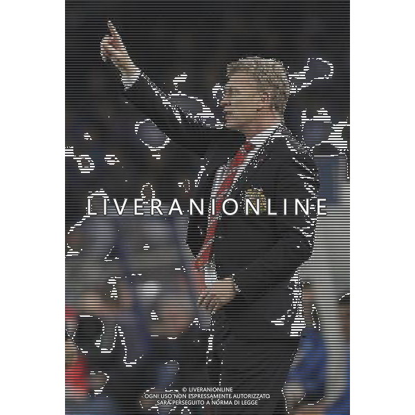 05.11.2013, Anoeta Stadion, San Sebastian, ESP, UEFA CL, Real Sociedad vs Manchester United, Gruppe A, im Bild Manchester United FC\'s coach David Moyes // Manchester United FC\'s coach David Moyes during UEFA Champions League group A match between Real Sociedad and Manchester United at the Anoeta Stadion in San Sebastian, Spain on 2013/11/06. *****ATTENTION - OUT of ESP, SUI***** ©PHOTOSHOT/AGENZIA ALDO LIVERANI SAS - ITALY ONLY - EDITORIAL USE ONLY