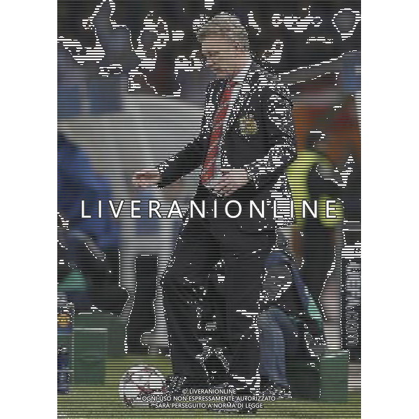 05.11.2013, Anoeta Stadion, San Sebastian, ESP, UEFA CL, Real Sociedad vs Manchester United, Gruppe A, im Bild Manchester United FC\'s coach David Moyes // Manchester United FC\'s coach David Moyes during UEFA Champions League group A match between Real Sociedad and Manchester United at the Anoeta Stadion in San Sebastian, Spain on 2013/11/06. *****ATTENTION - OUT of ESP, SUI***** ©PHOTOSHOT/AGENZIA ALDO LIVERANI SAS - ITALY ONLY - EDITORIAL USE ONLY