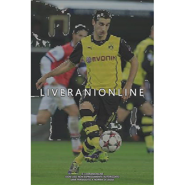 UEFA Champions League match between Borussia Dortmund and Arsenal FC on November 06, 2013 at the Signal Iduna Park stadium in Dortmund, Germany. 06.11.2013, Signal Iduna Park, Dortmund, GER, UEFA CL, Borussia Dortmund vs FC Arsenal, Gruppe F, im Bild Henrikh \'Micki\' Mkhihtaryan #10 (Borussia Dortmund), Aktion, Action // during UEFA Champions League group F match between Borussia Dortmund and Arsenal FC at the Signal Iduna Park in Dortmund, Germany on 2013/11/07. EXPA Pictures © 2013, PhotoCredit: EXPA/ Eibner-Pressefoto/ Schueler *****ATTENTION - OUT of GER***** ©Photoshot/Ag. Aldo Liverani s.a.s.-Only Italy-Editorial Use Only