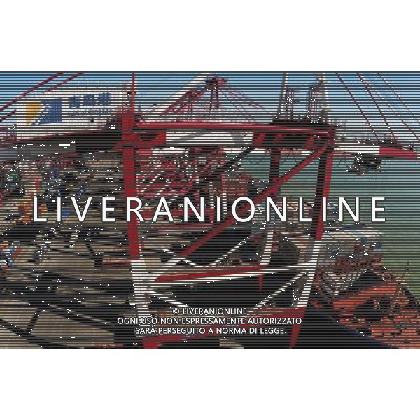 (131108) -- QINGDAO, Nov. 8, 2013 () -- Photo taken on Nov. 7, 2013 shows a container terminal at the Port of Qingdao, east China\'s Shandong Province. In the first 10 months of 2013, China\'s exports and imports gained 7.6 percent from a year earlier, with the trade surplus growing 12 percent year on year to 1.25 trillion yuan. (/Yu Fangping) (mt) ©Photoshot/Ag. Aldo Liverani s.a.s.-Only Italy-Editorial Use Only